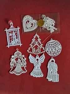8 Weihnachtsaufhänger aus Plauner Spitze - Bild 1 von 1