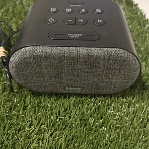 iHome Radio FM a doppia sveglia / con BlueTooth - Grigio #IBT245 - Foto 1 di 10