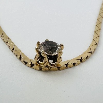 Colar Christian Dior pingente de strass ouro comprimento: 16,5 pol. Vintage - Imagem 1 de 4