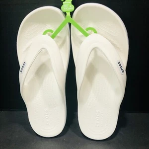 NWT Crocs Bayaband Thongs Flip Flops Sandals Shoes White Navy Men 10 Women 12 - Picture 1 of 7
