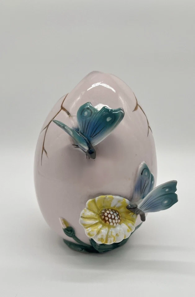 Osterdekoration Alte Porzellan Figur Vase Osterei Ei Schmetterlinge Ostern rosa - Bild 1 von 4