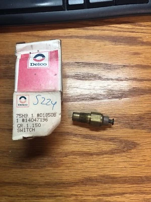 NOS Genuine GM 14047196 Engine Coolant Temperature Switch 2.0L 250 - Image 1 of 3