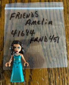 Lego frnd451 - Minifigure Friends - Amelia con quadrati dorati sulla gonna - Nuovo - Foto 1 di 1