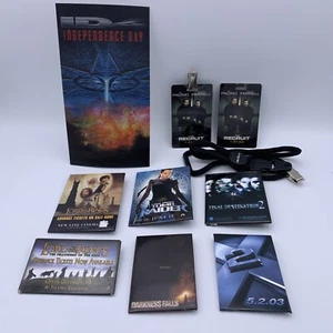 Lote Mixto 10 Promociones de Cine De Colección Años 2000 ~ Pinbacks, Más ~ Varias Películas de Acción - Imagen 1 de 15