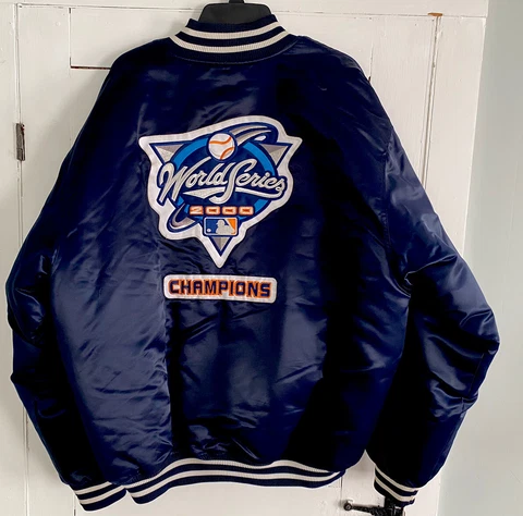 NY Yankees Vintage Majestic MLB Satin Dugout Jacket  XL 2000 World Series Champs Cover