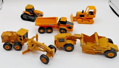 5 Pc Die Cast Construction Vehicles Lot Bulldozer Grader Tractor CAT John Deere  - Image 1 of 4