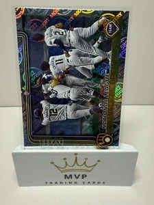 2025 Topps 582 Montgomery Club American Family Field #396 Milwaukee Brewers - Bild 1 von 3