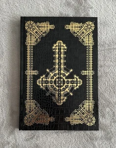 Ghost Prequelle Exalted Tour Fotobuch 60 Seiten gebunden schwarz Alligatorhaut 10x7 - Bild 1 von 4