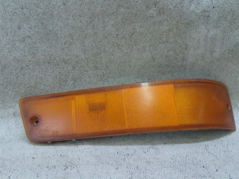 Passenger Right Front Park Light Marker Fits 90-92 FORD PROBE K6-195444 - Image 1 of 4