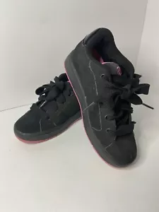 Heelys Women’s Black/Pink 7229 Suede Roller Skate Lace up Shoes Size 5 G8 - Picture 1 of 7