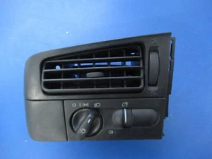 ⭐⭐⭐⭐⭐ VW Golf 3 Lichtschalter / Luftdüse 1H1819743 - Bild 1 von 3