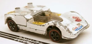 Hot Wheels Chaparral 2G Race Car Enamel White Redline RL USA - Picture 1 of 2