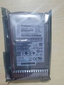 New Lenovo / IBM 00YK012 7XB7A00023 2.5 " 900GB 15K SAS 12G HDD HARD DRIVE - Picture 1 of 3