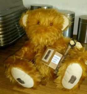 Handmade Stoneage Bear - Picture 1 of 4