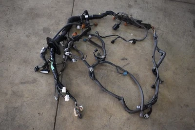 99-01 Toyota 4Runner engine harness AT 3.4L 4WD 5VZFE 82121-3G311B OEM used - Image 1 of 4
