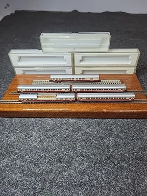 (5) Marklin Z Mini Club  Set Of  Deutsche Bahn first Class Passenger Cars DB - Image 1 of 4