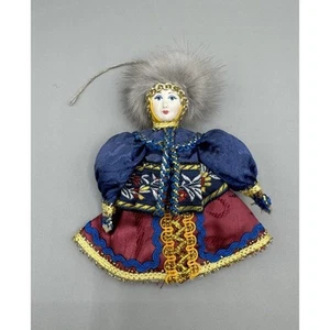 Vintage russische Puppe Weihnachtsschmuck 4" Keramik Kopf mit Stoffkleid - Bild 1 von 5