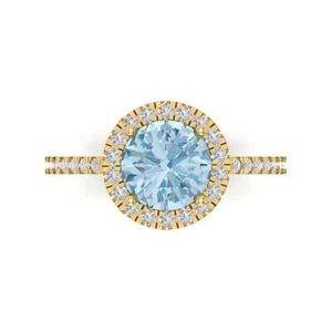 Anillo de compromiso con halo de diamantes azules simulados de corte redondo de 1,8 quilates, oro amarillo de 14 quilates - Imagen 1 de 11