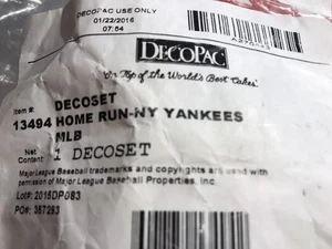 Home Run NY Yankees Decopac Cake Topper - Picture 1 of 9