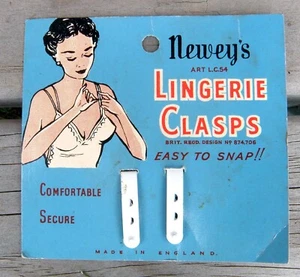 Vintage Newey's Lingerie Clasps On Original Card C.1950s - Picture 1 of 3