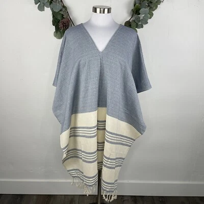 Poncho de encubrimiento Tribe Alive caftán talla OS ambiente náutico azul marfil flecos NUEVO Foto 1 de 4