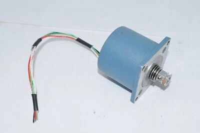 SUPERIOR ELECTRIC M061-FC08 SYNCHRONOUS STEPPING MOTOR 200 Steps DC 1.25V - Image 1 of 4