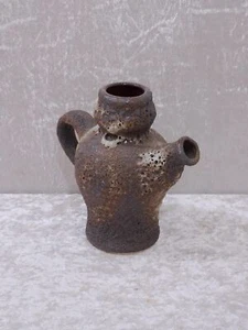Jopeko Brutalist Cerámica Diseño Jarra Botella Vintage Hecho a Mano Fat Lava - 16 cm - Imagen 1 de 4