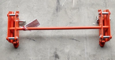 B2365 KUBOTA LOADER EURO QUICK COUPLER ( VERY NICE ) LA403 - Image 1 of 4