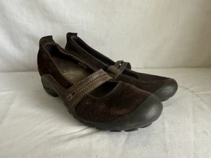 Merrell Plaza Bandeau Mary Jane Shoes Chocolate Brown Suede Womens Size 7 J46114 - Picture 1 of 7