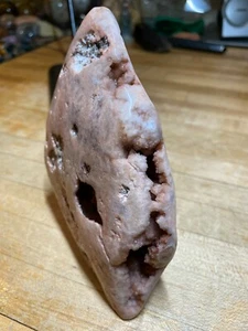 Seltener rosa Amethyst Kristall Mineral Edelstein hochglanzpolierte Oberfläche Präparat 028 - Bild 1 von 12