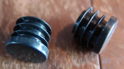 Norton Commando TWO (2) Grabrail Blanking Plugs, End Caps. NEW, OEM. F/SH — 第 1/2 张图片