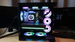Custom High-End Gaming PC | Ryzen 9 9950X3D | RX 9070XT | AIO Cooled - Picture 1 of 11