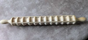 Ravioli Rolling Pin Natural Beechwood 11 Sections Long Home Decor Pasta Maker - Picture 1 of 1