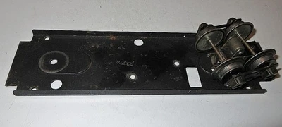 LIONEL @2235W TENDER FRAME W/FRONT TRUCK,NICE - Image 1 of 2