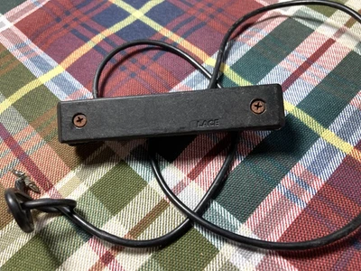 Pastilla Soundhole para guitarra acústica Lace California Foto 1 de 4