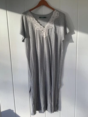 Acogedor camisón largo con manga de encaje gris GRANDE de Lauren Ralph Lauren para mujer Foto 1 de 4
