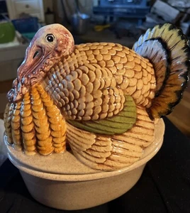 Ceramic Turkey Covered Soup Tureen/Gravy Centerpiece Thanksgiving - Picture 1 of 9