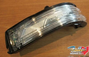 2019-2022 Ram 1500 DT (New Body) Left Drivers Side Mirror Turn Signal New OEM - Picture 1 of 8