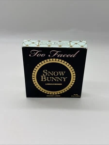 Too Faced Snow Bunny Luminous Bronzer Limited Edition Neu in OVP (C6) - Bild 1 von 1