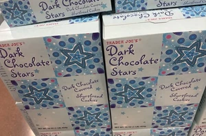 2 Packungen Trader Joe’s Dunkle Schokolade Sterne Shortbread Cookies 16 Unzen pro Packung - Bild 1 von 1