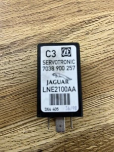 SERVOTRONIC RELAY STEERING CONTROL MODULE LNE2100AA - Jaguar XJ8 XJR 1998-2002 - Picture 1 of 2