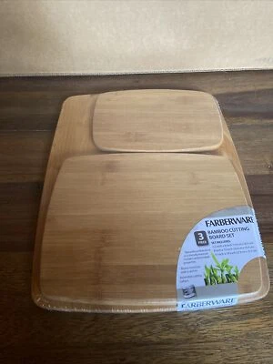Juego básico de tabla de cortar de bambú de triple pieza Farberware Foto 1 de 4