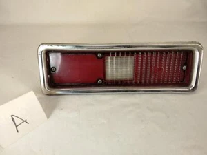 Chevy Nova 1971 luz trasera montaje izquierda fabricante de equipos originales lote A - Imagen 1 de 5