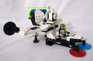 LEGO Space: Exploriens Sets #6856 Decoder #6854 Alien Fossilizer 100% Complete - Picture 1 of 3