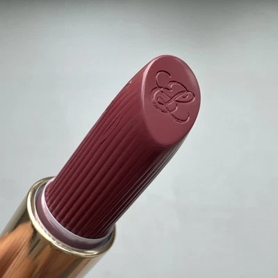 ESTEE LAUDER ~ BATOM PURE COLOR ~ # 670 BOLD WISHES ~ 0,12 OZ / 3,5 g tamanho normal - Imagem 1 de 4