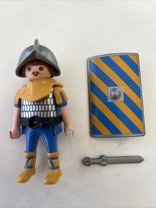 Playmobil 4684 Guard with Sword Figure – Vintage Collectible SPECIAL - Picture 1 of 5