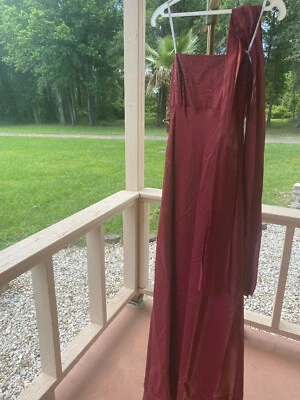 Vestido de graduación formal Faviana New York vestido para ocasiones especiales + estola granate talla 15/16 Foto 1 de 4