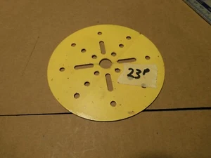 Meccano gelb 4" runde Platte lackiert 146 a  - Bild 1 von 3
