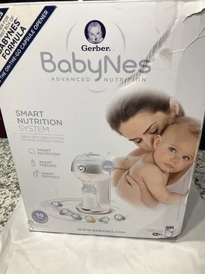 Dispensador de fórmula para bebé Gerber BabyNes (CAJA ABIERTA - Sin peluche) Foto 1 de 4