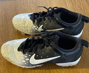 Nike Damengröße 8 Fastflex Softballschuh schwarz & weiß - Bild 1 von 7